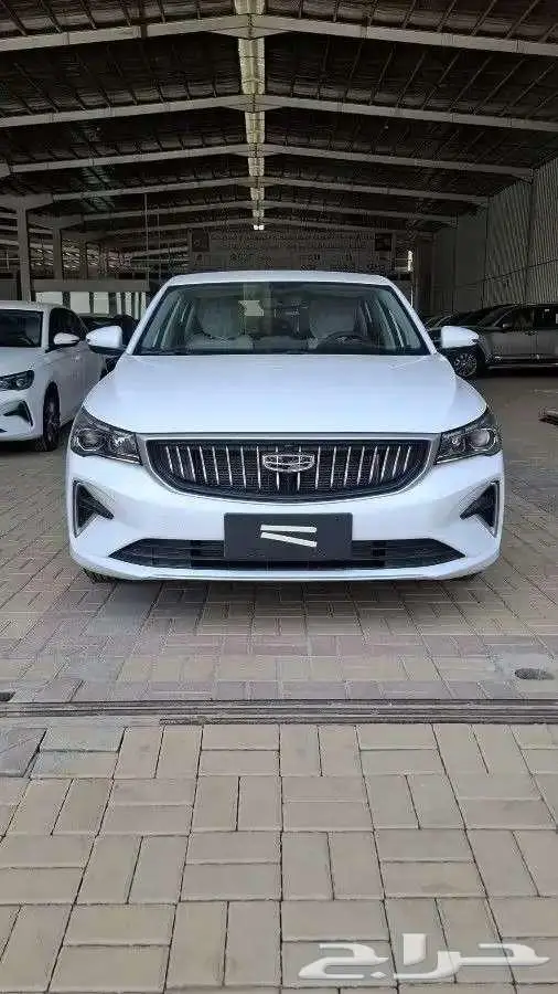 جيلي ام جراند 2026 ستاندر