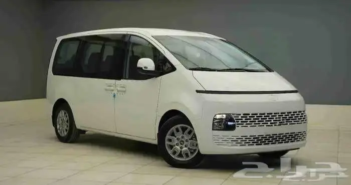 هيونداي ستاريا 2025 ستاندر