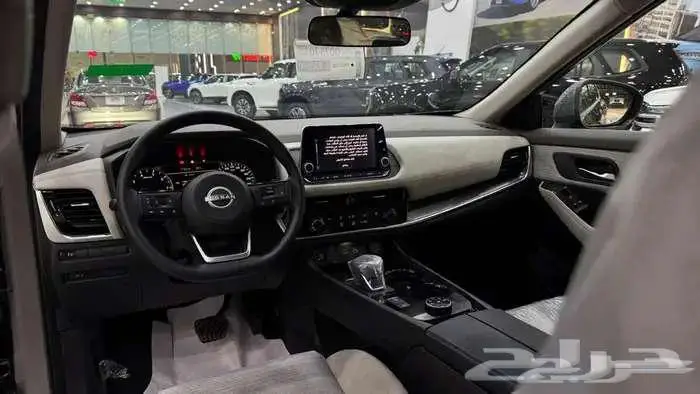 نيسان اكستريل 2025 ستاند 7 مقاعد