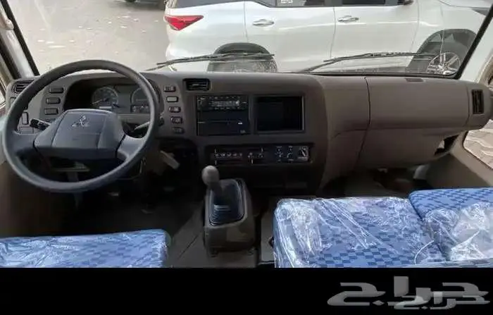 ميتسوبيشي روزا 2026 26 راكب