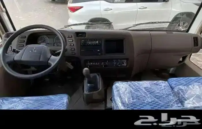 ميتسوبيشي روزا 2024 26 راكب