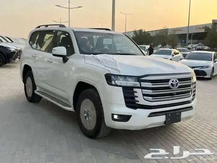 تويوتا لاند كروزر 2026 جي اكس ار 2