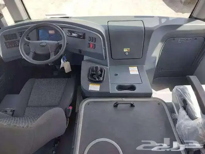 ميتسوبيشي فوز 2026 باص 36 راكب