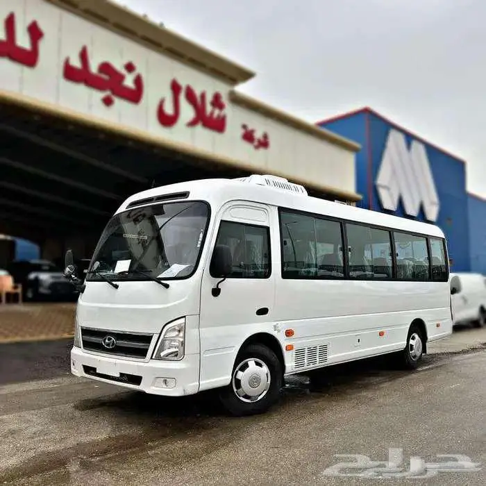 هيونداي كاونتي 2023 23 راكب