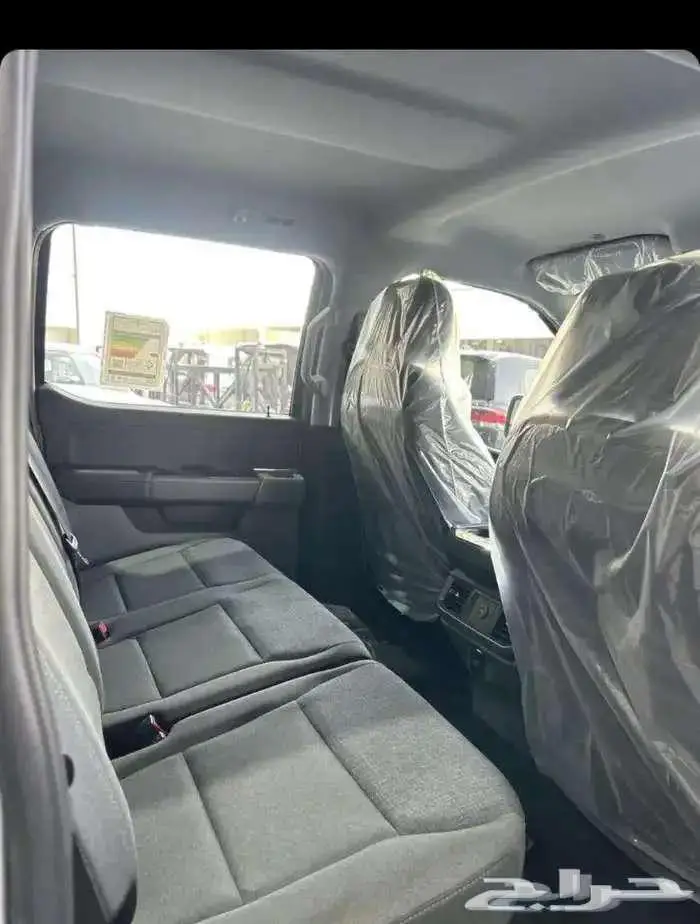 فورد F150 2025 XLT غمارتين