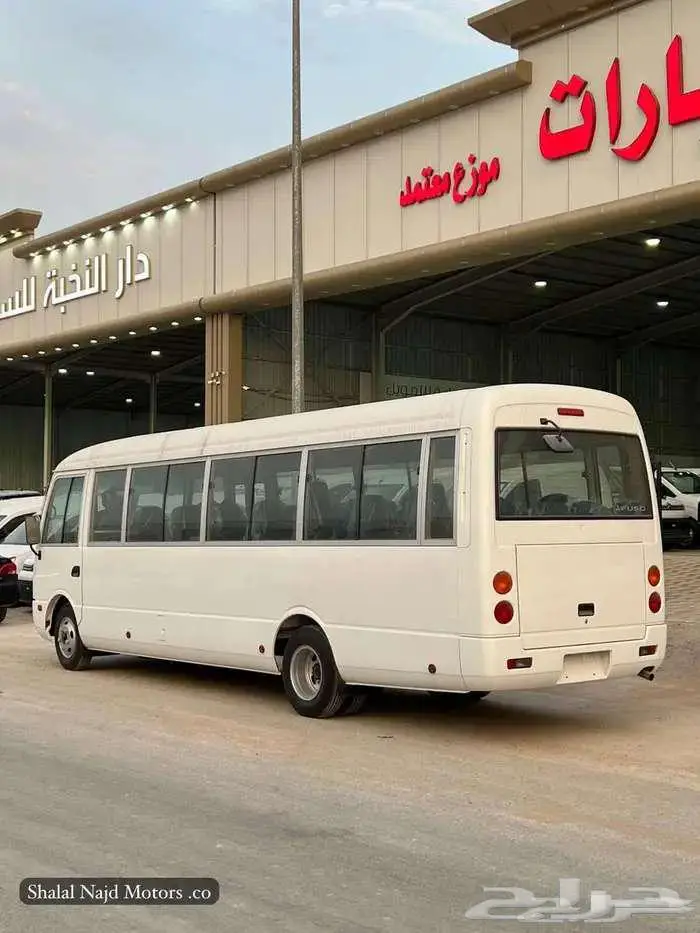 ميتسوبيشي روزا 2024 26 راكب