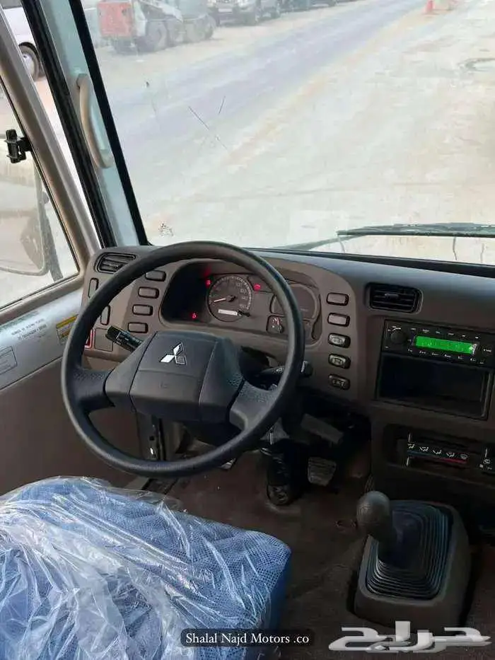 ميتسوبيشي روزا 2026 26 راكب