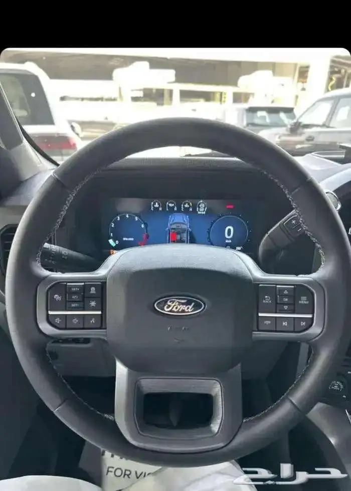 فورد F150 2025 XLT غمارتين