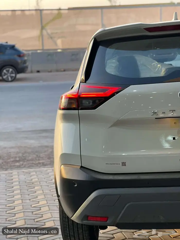 نيسان اكستريل 2026 نص فل 7 مقاعد