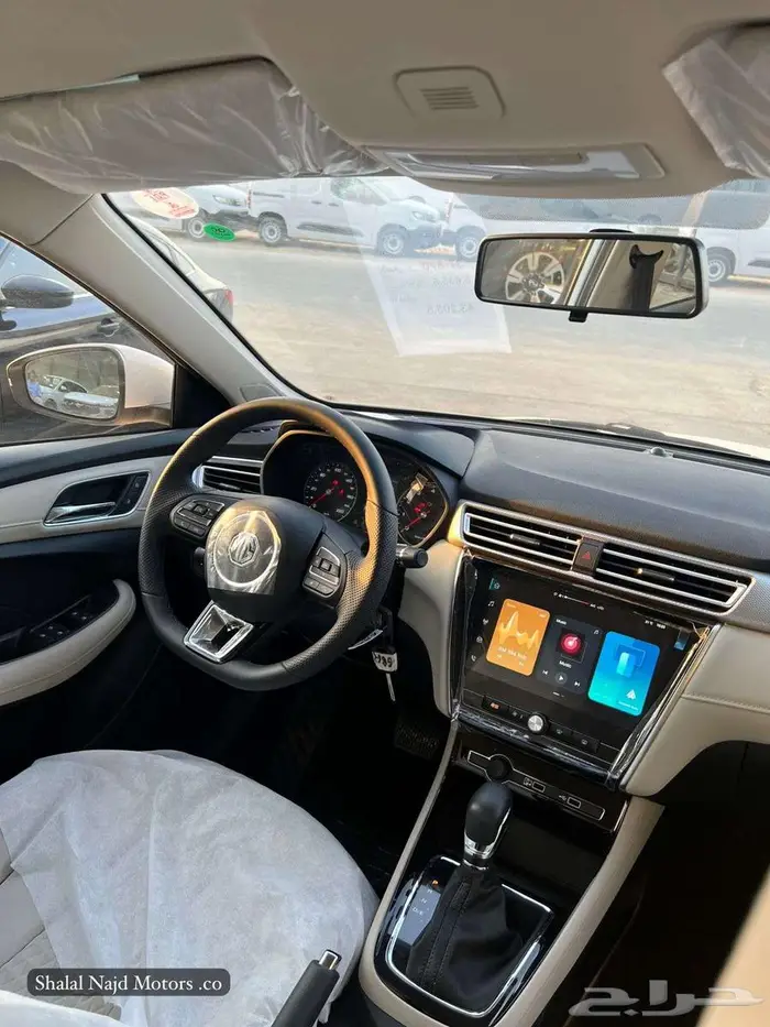 ام جي 5 2025 ستاندر