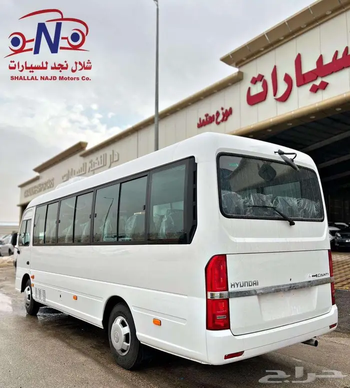 هيونداي كاونتي 2023 23 راكب